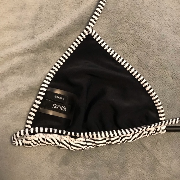 Triangl Cassie striped bikini - Picture 3 of 5